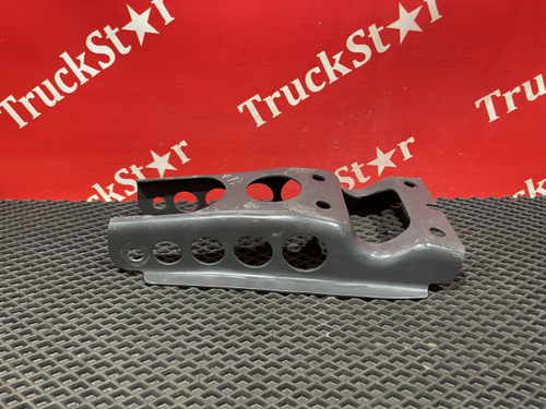 Кронштейн амортизатора переднего 2020г.