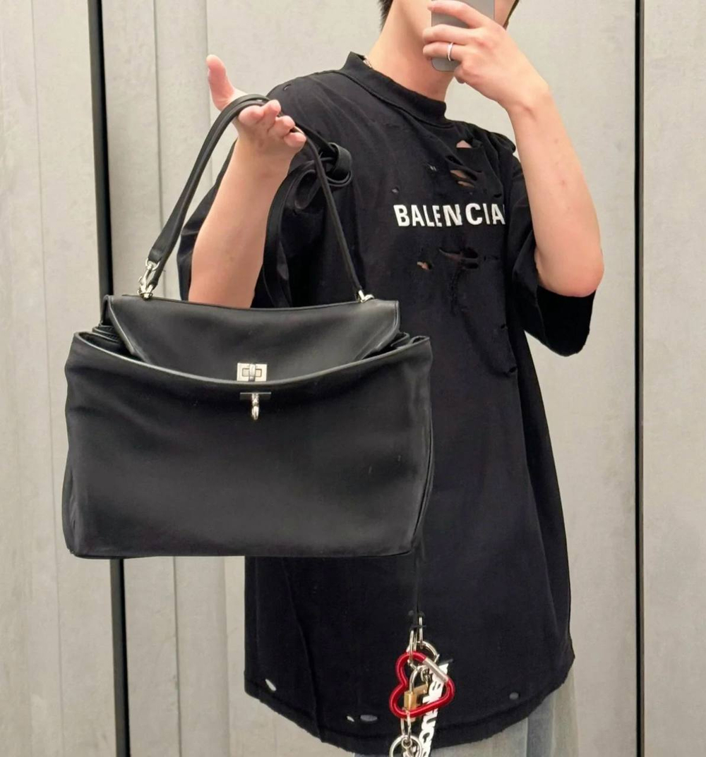 Футболка Balenciaga, арт. 711841