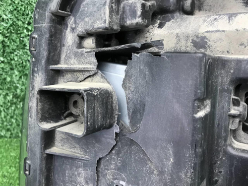 Битая Фара правая Hyundai Santa Fe 4 TM 20-24 LED