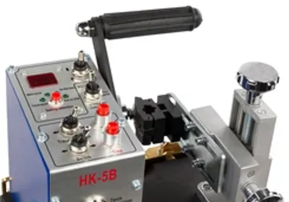 Консольная машина термической резки HNC-1500W-3