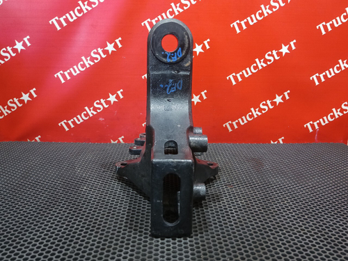 Кронштейн задней подвески кабины правый 2024г.