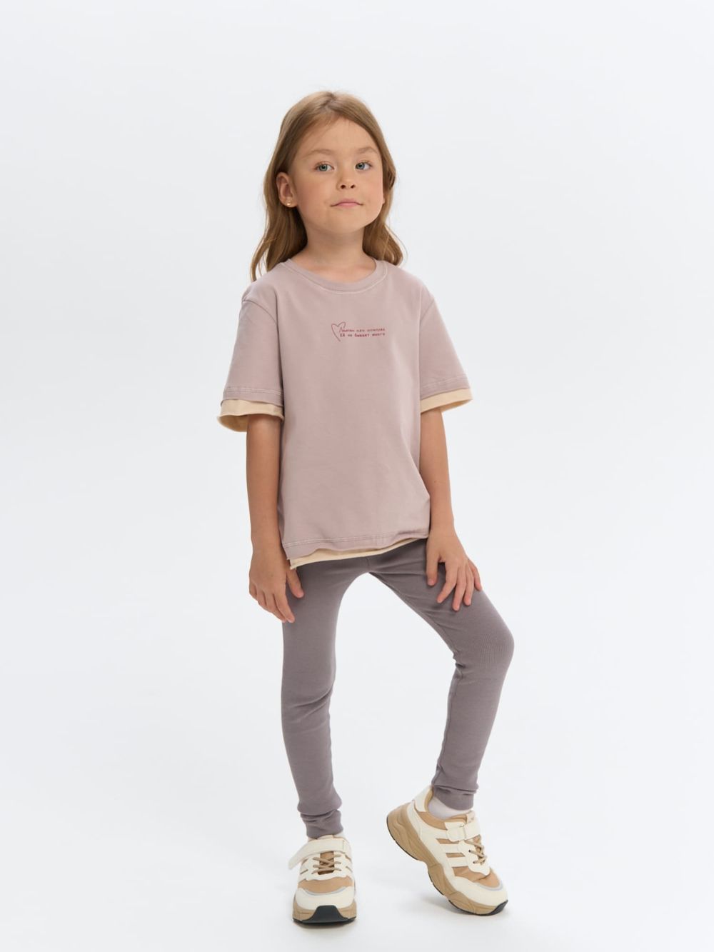 Футболка "Любовь как шоколад" с контрастной отделкой