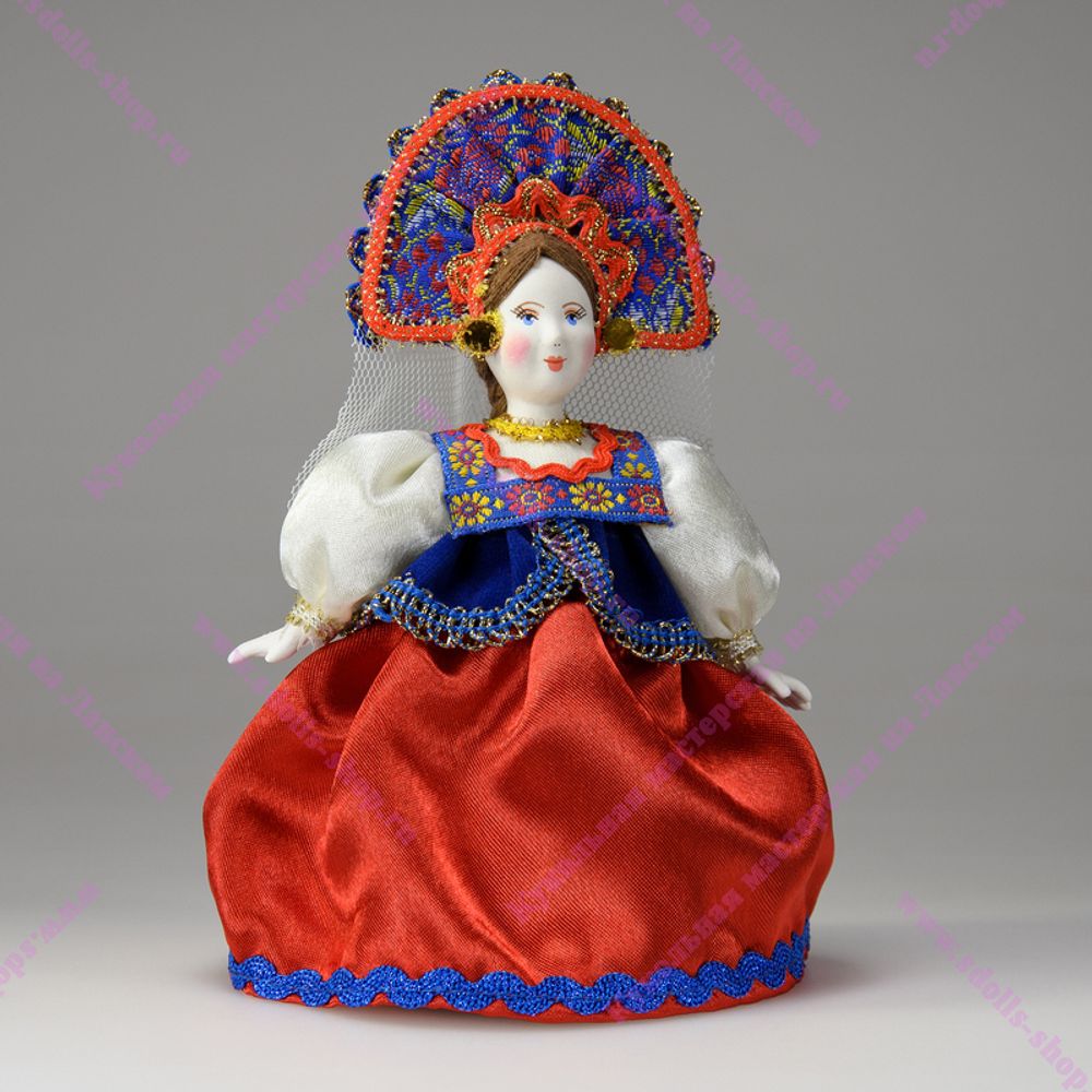 Сувенирная кукла в круглом кокошнике с фатой