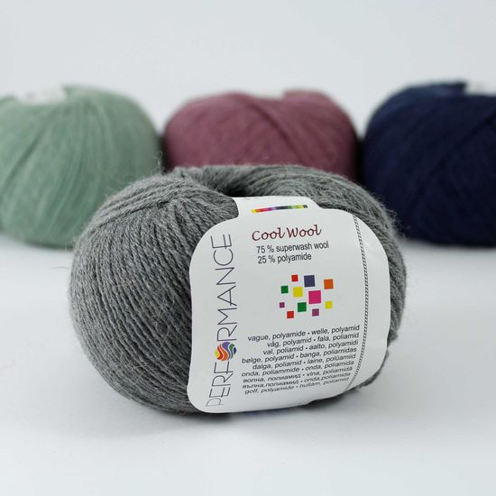 Пряжа Cool Wool 4-ply PERFORMANCE (75% шерсть супервош, 25% полиамид)