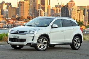 Багажники на Citroen C4 Aircross 2012-...На интегрированные рейлинги