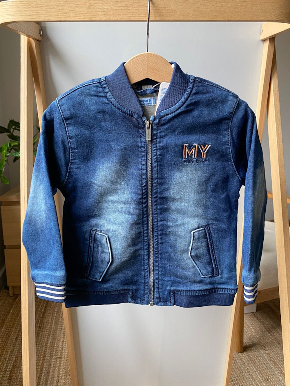 Новый костюм Mayoral, 92