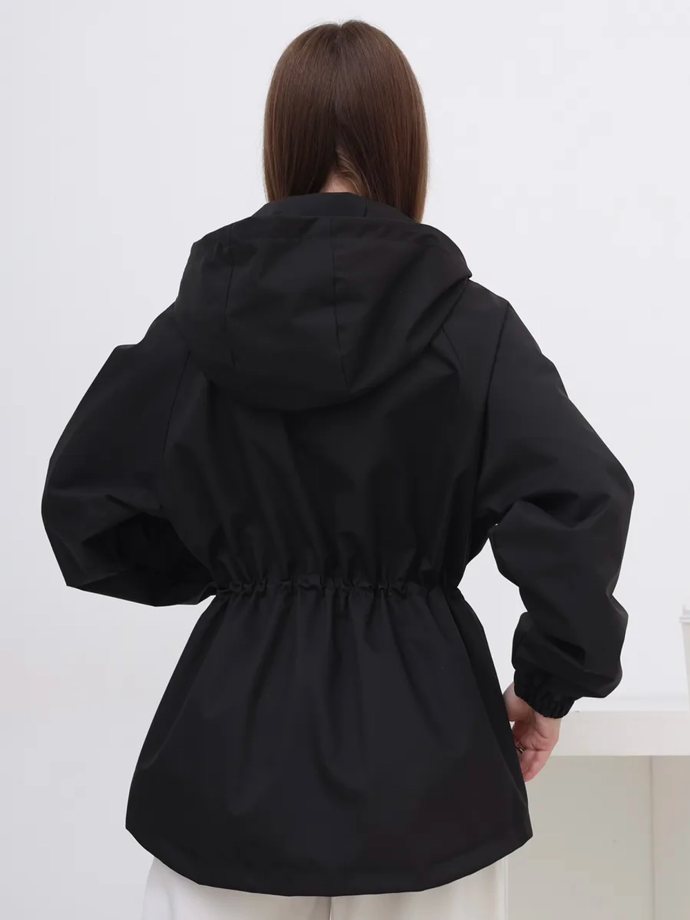 Ветровка удлиненная с капюшоном