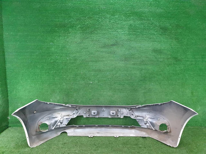 Бампер передний Lada Granta (2018-н.в.)