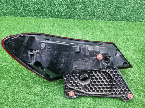 Фонарь правый внешний Mercedes E W213 (2020-2023)