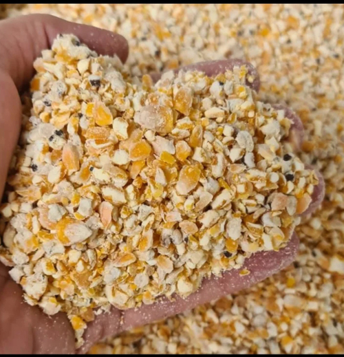 Кукуруза фуражная дроблёная 40 кг