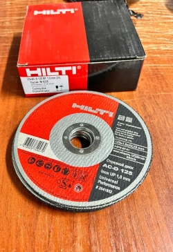 Круг отрезной 125х1.0х22.2 , диск металлу и нержавеющей стали Hilti 125х1х22.2 мм набор 3 шт
