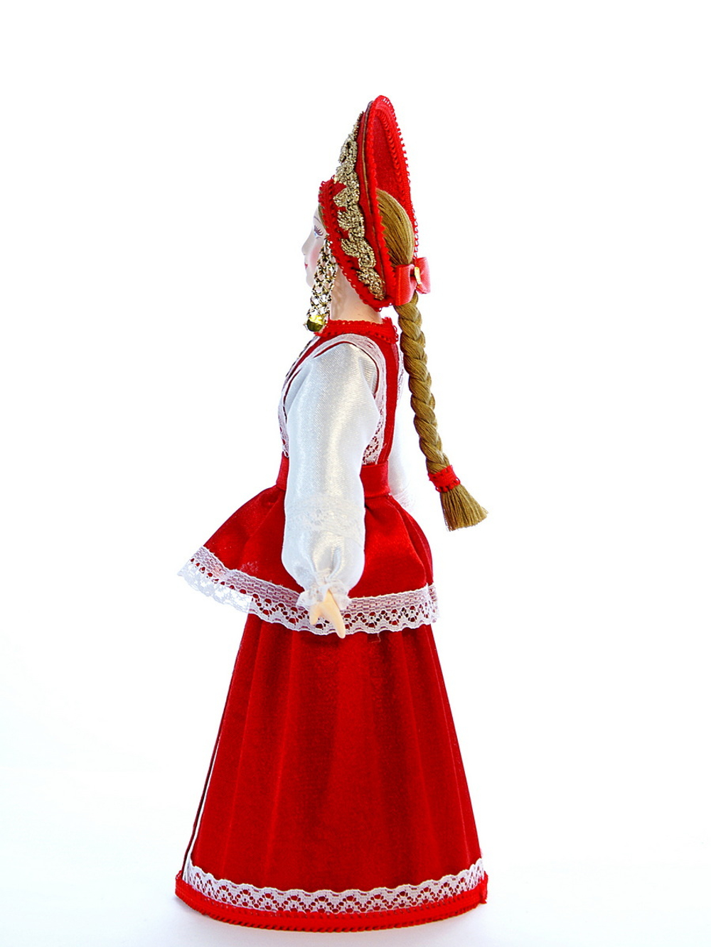 Кукла коллекционная в Девичьем летнем костюме