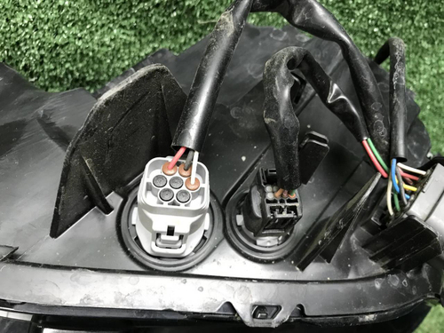 Фара правая Mazda CX-4 1 (2019-2024) LED
