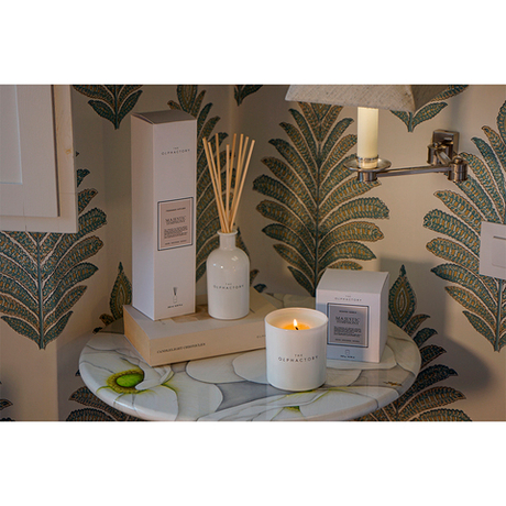 Свеча ароматическая 60ч Ambientair The Olphactory White Insignia Majestic Symphony