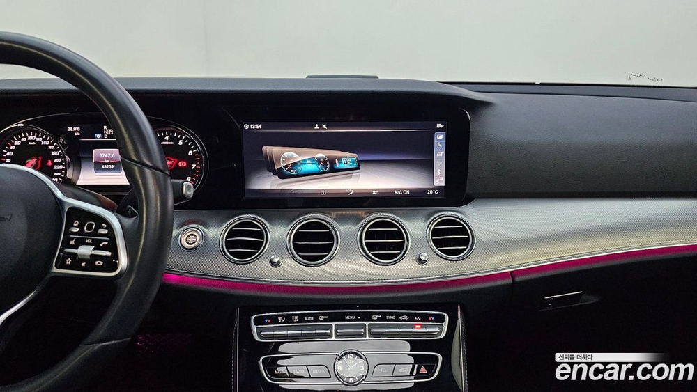 Mercedes-Benz E-Class W213 E300 Avangarde (08.2019)