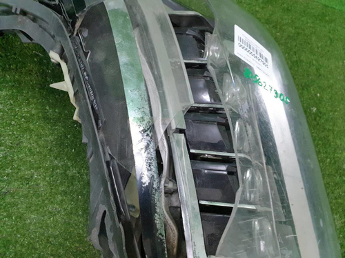 Битая Фара правая Cadillac Escalade 4 (2014-2020) LED