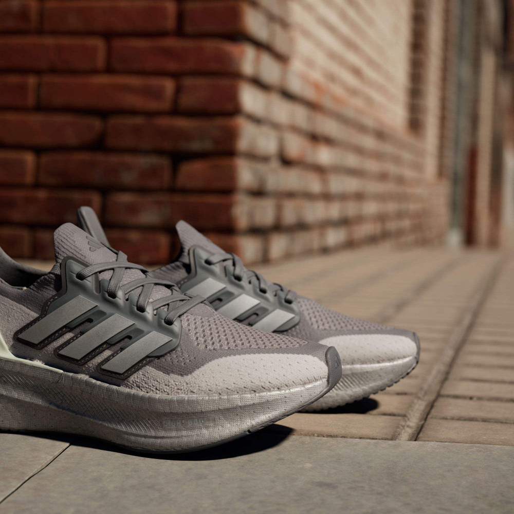 Кроссовки adidas Ultraboost 5.0 W