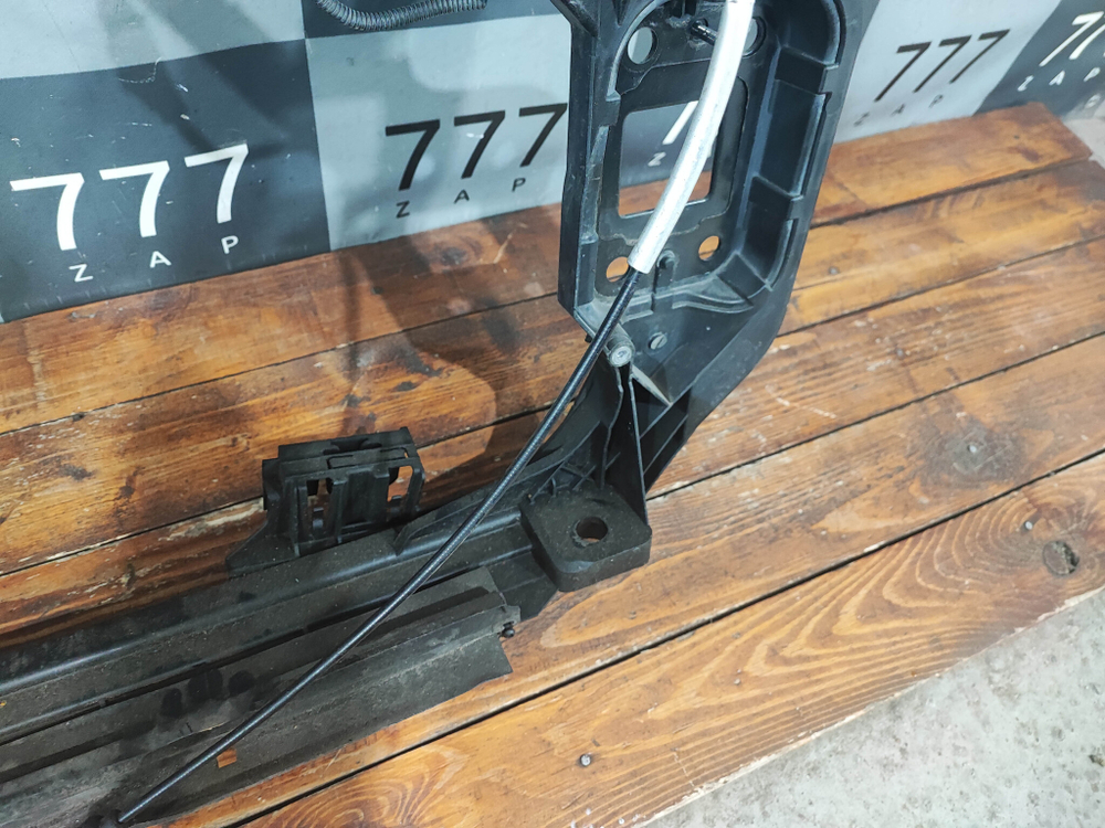 Панель передняя Audi A6 (C6) Б/У Оригинал 4F0805500C