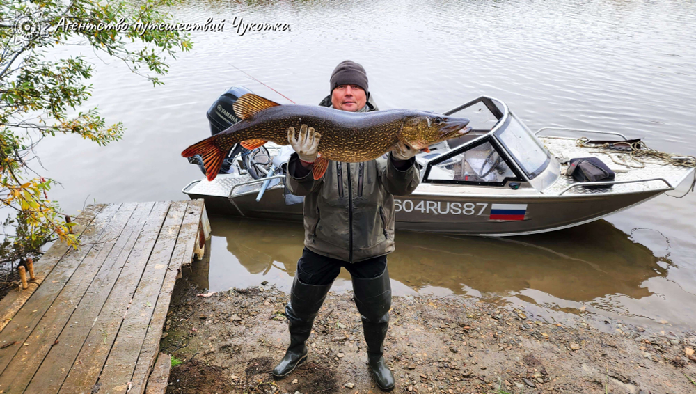 Озеро Красное - трофейная рыбалка в центральной Чукотке