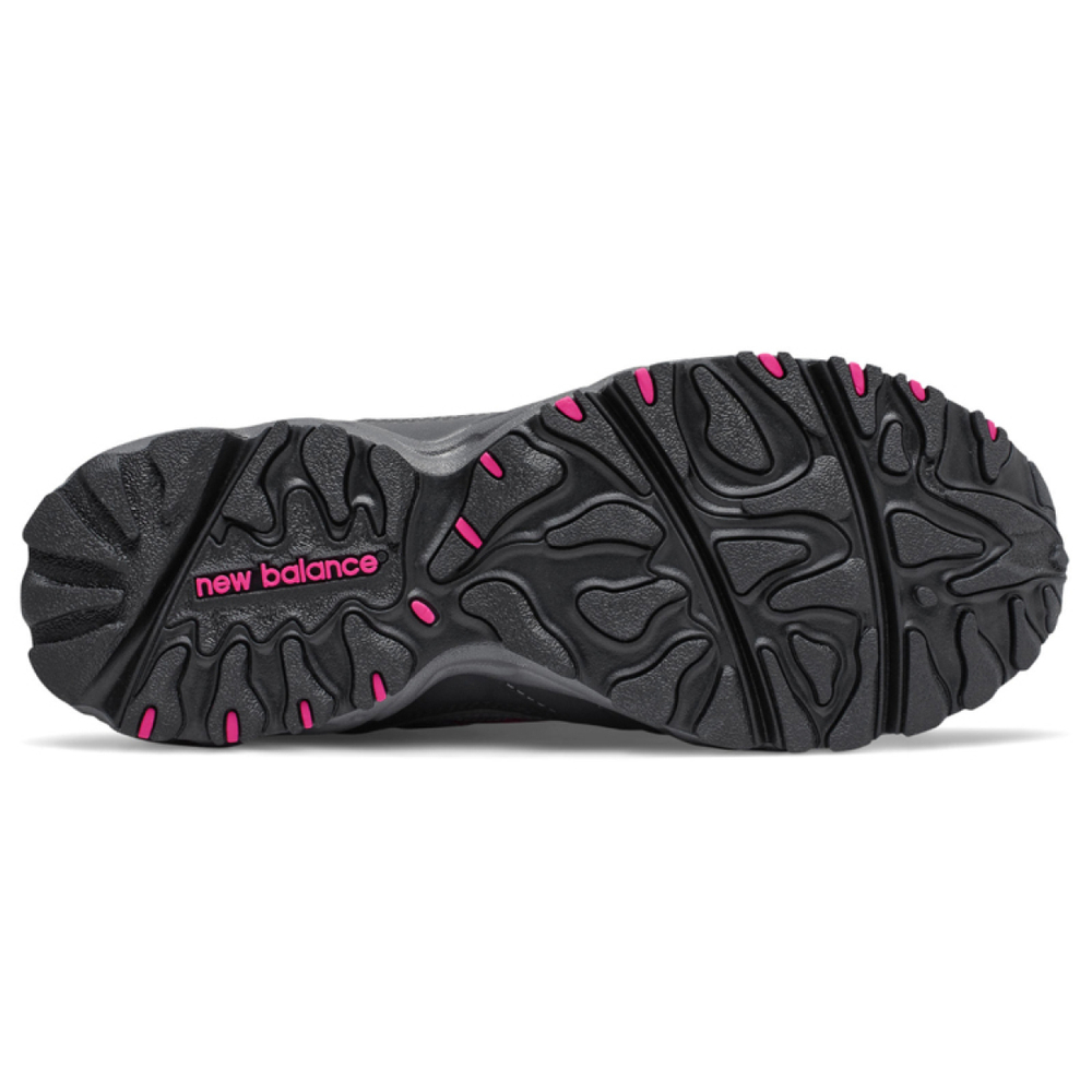 Кроссовки New Balance NB 703 B, WL703BB