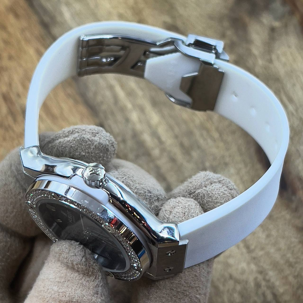 Часы Hublot