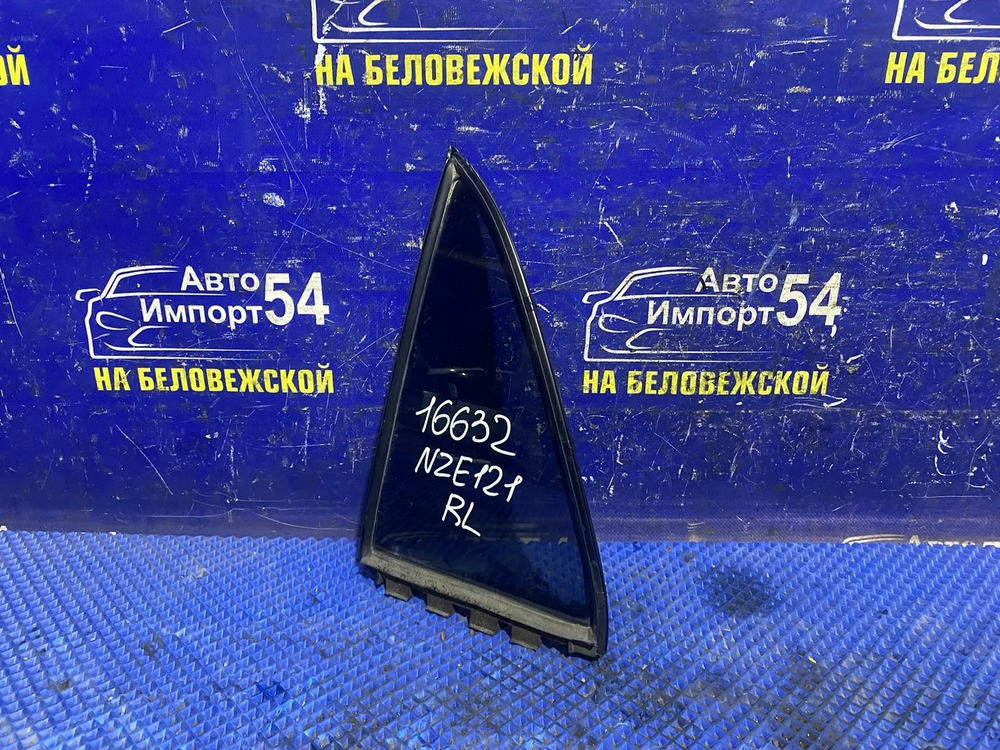 Стекло двери задней левой TOYOTA RUNX 2001-2006