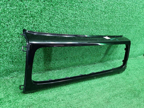 Накладка решетки радиатора Mercedes G W463 (18-24)