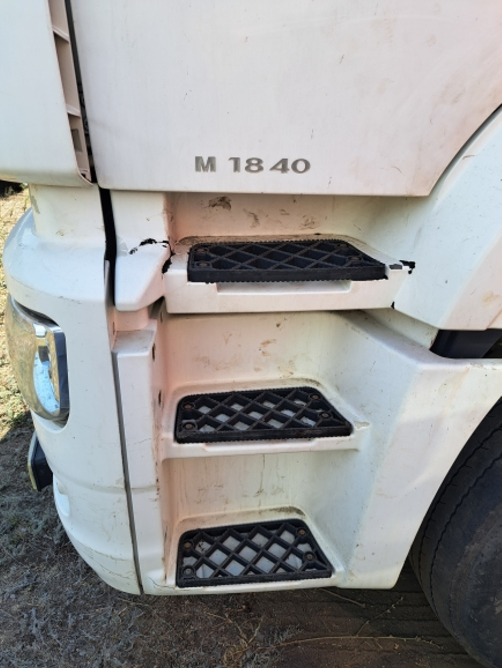 КамАЗ 5490 4x2 Седельный тягач 5490-032-87(S5) NEO (Дизельный, 12,0 л, 401 л.с., МТ)