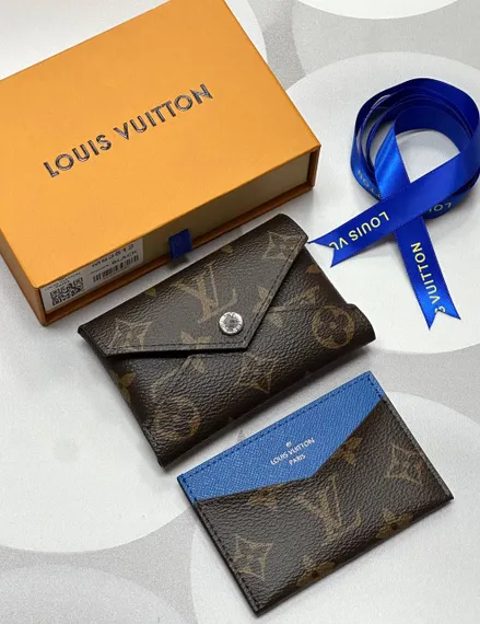 Держатель для карт Louis Vuitton Kirigami красный