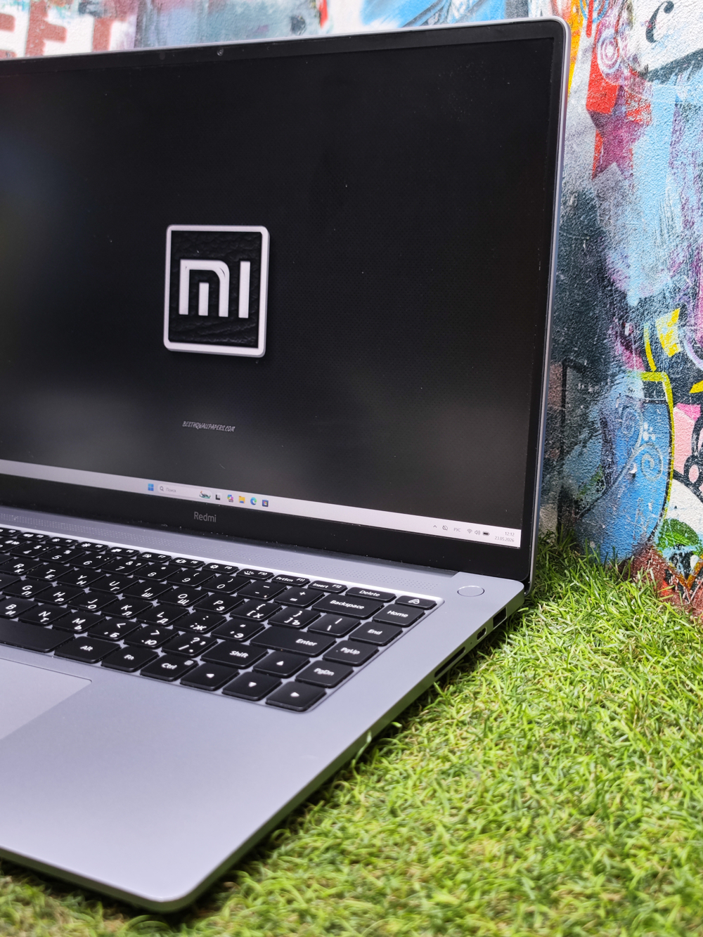 Xiaomi RedmiBook Pro 15 Ryzen 7 7840HS/16Gb/Radeon 780М/512Gb/3K/120Hz/JYU4540CN