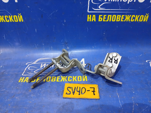 Петля двери задней правой TOYOTA VISTA 1994-1998