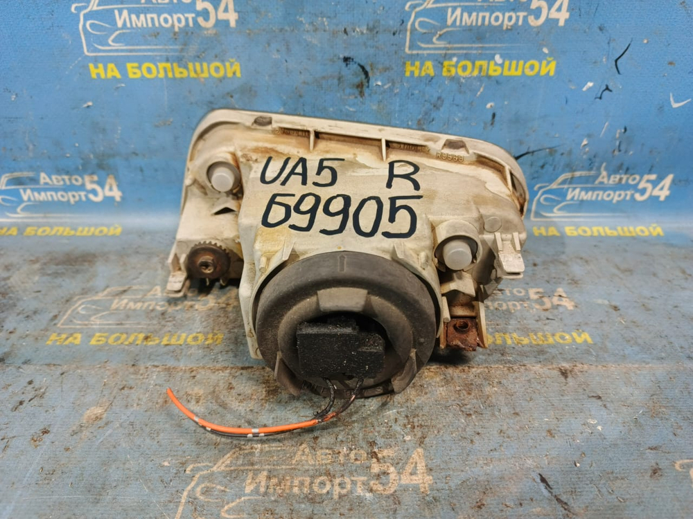 Туманка правая Honda INSPIRE 1998-2001