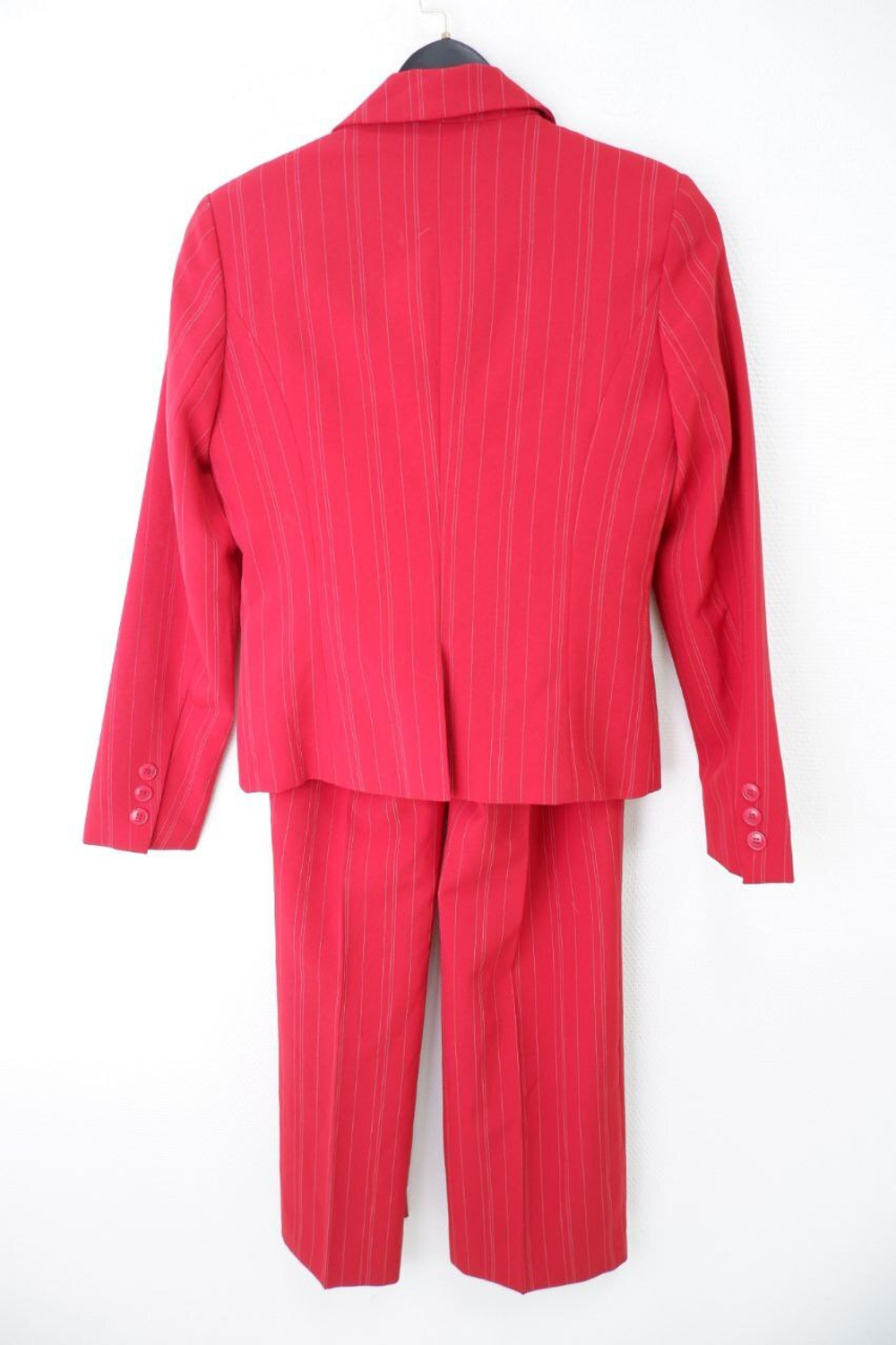 Костюм Laura Scott брючный 44 размер, новый