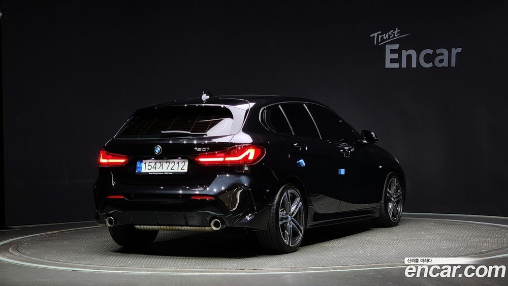 BMW 1 Series (F40) 120i M Sports (01.2022)