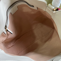 Gucci Diana Medium Shoulder Bag