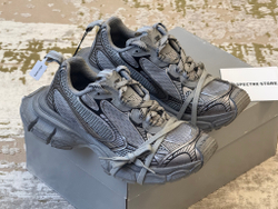 Balenciaga 3XL Sneaker Worn-Out - New Grey