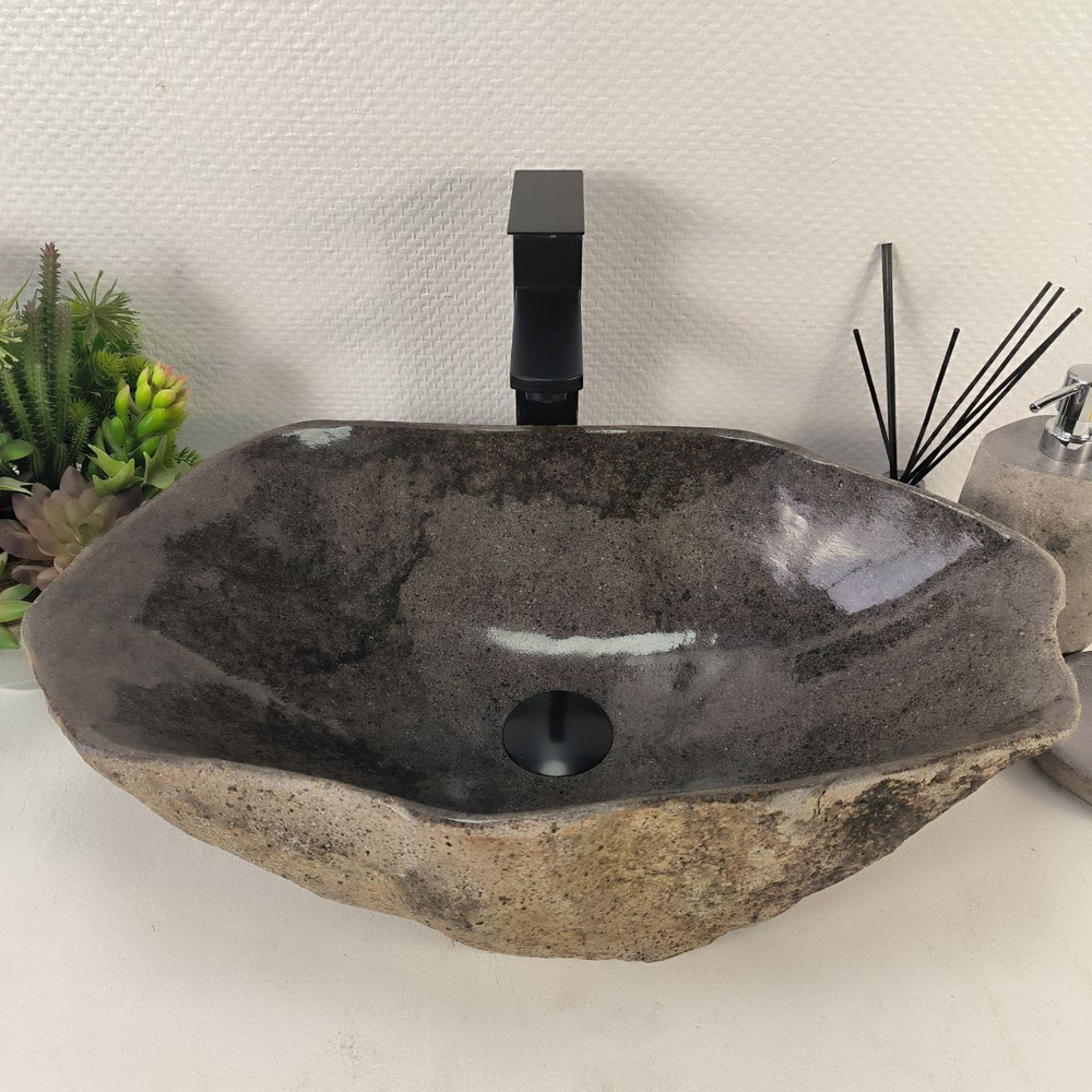 Раковина из речного камня RS-65182 53*33*15 0862