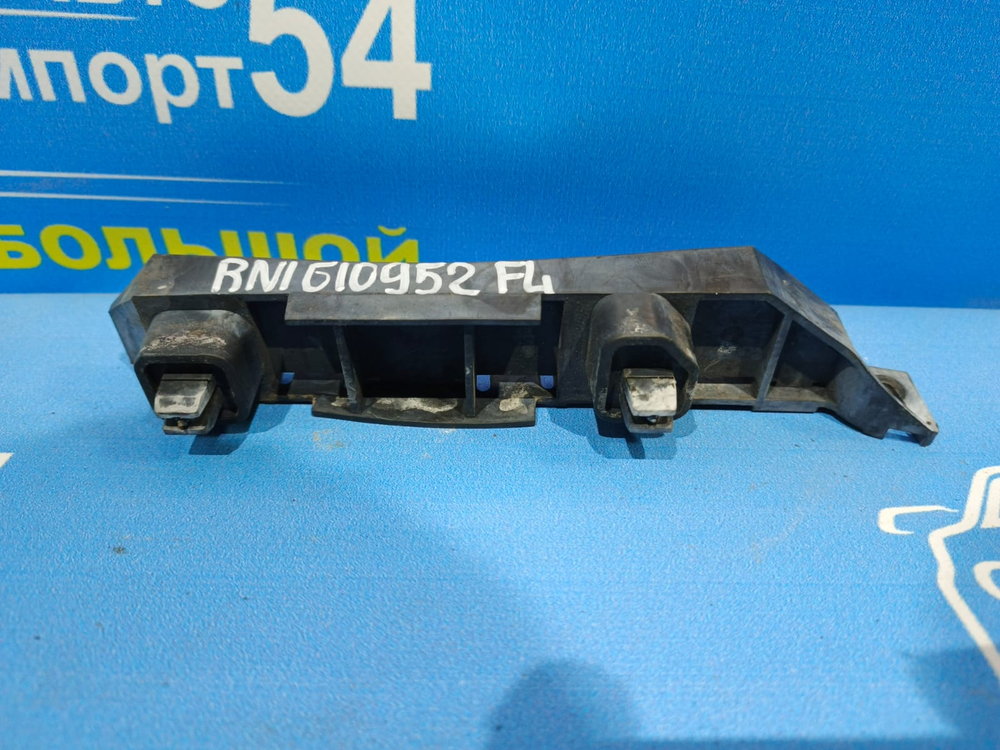 Крепление бампера переднее левое Honda STREAM 2000-2003