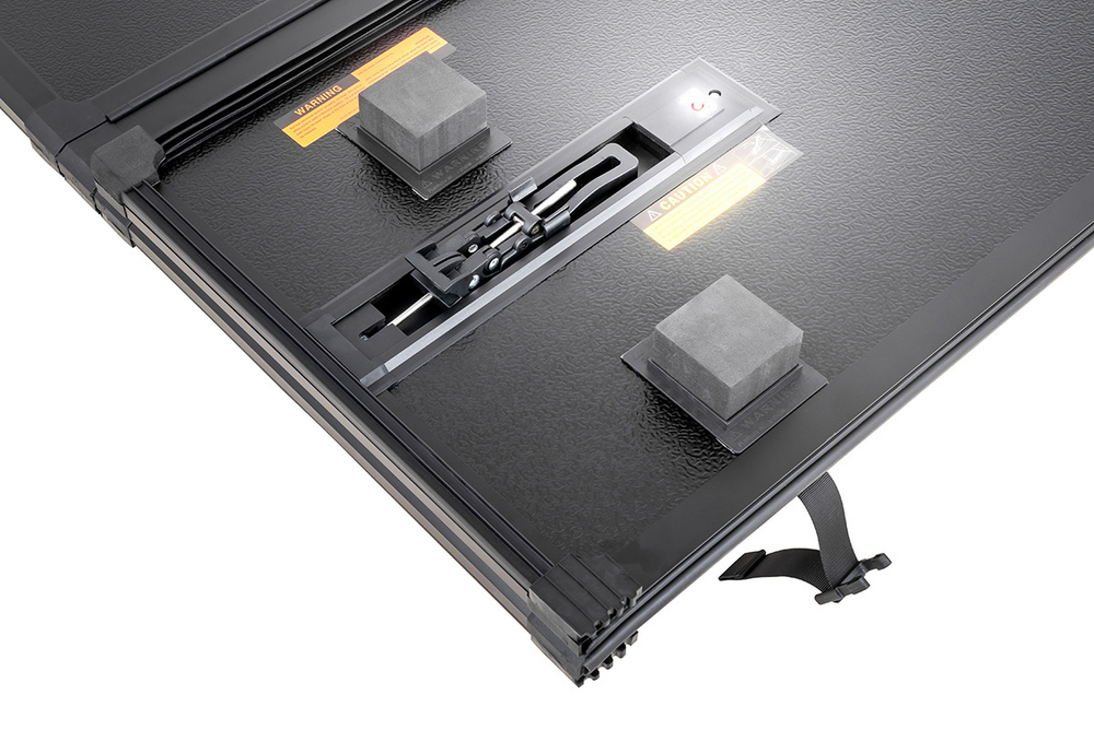 Крышка кузова для Dodge Ram 2019, трёхсекционная 2000х1813/1740 мм, алюминиевая, черная (6,5 ft) РИФ