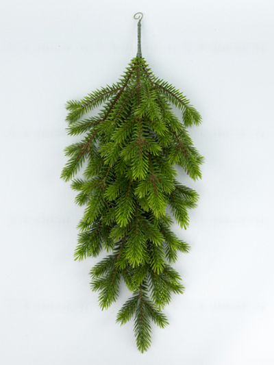 Еловая ветка Ямал