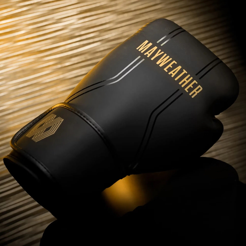 Боксёрские перчатки Hayabusa Mayweather Contender black/gold