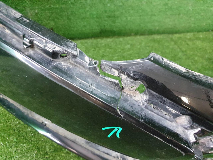 Бампер передний Lada Granta (2018-н.в.)