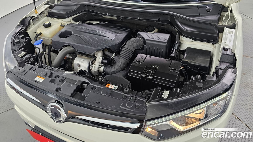 KG Mobility (Ssangyong) Very New Tivoli Бензин 1.5 2WD (04.2020)