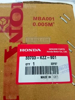 33703-KZZ-901. BASE COMP., TAILLIGHT. Tail light Honda CRF250L-M (2012-2016)