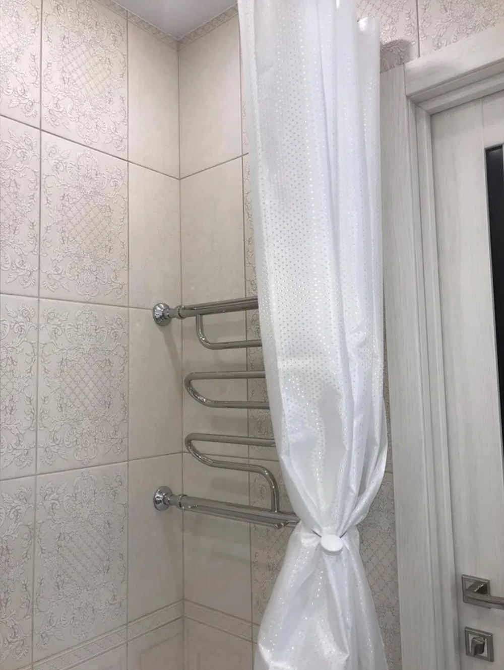 штора для ванной белая