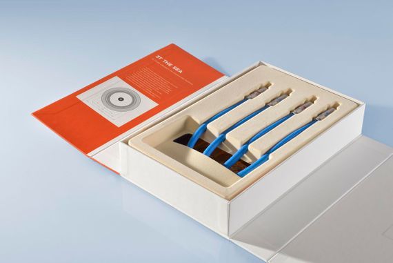 Кабель межблочный RCA Van den Hul 3T The Sea Hybrid. Длина 1,2 метра