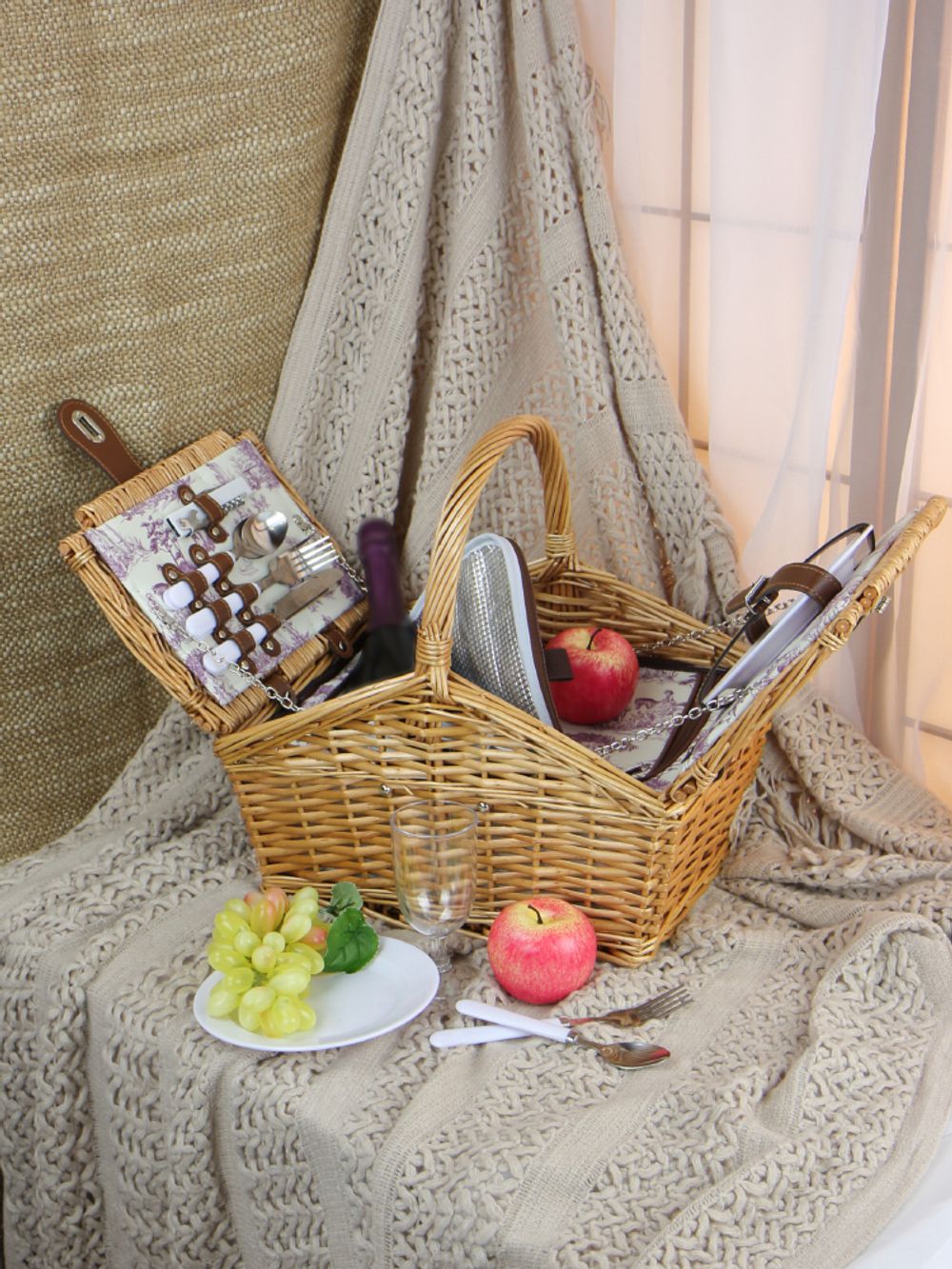 HOLYDAY BASKET Набор для пикника с термосумкой на 2 персоны