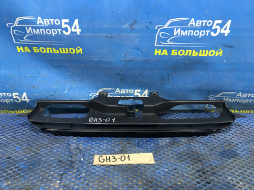 Решетка радиатора Honda HR-V 2000