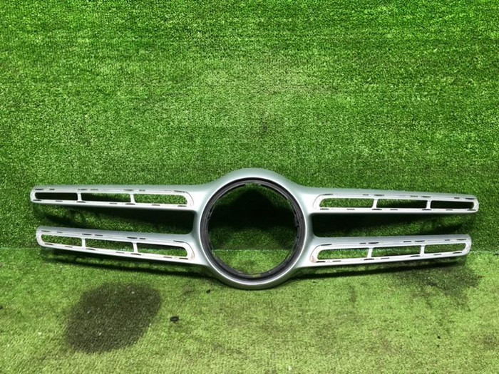 Накладка решетки радиатора Mercedes GLS x166 (2015-2019)