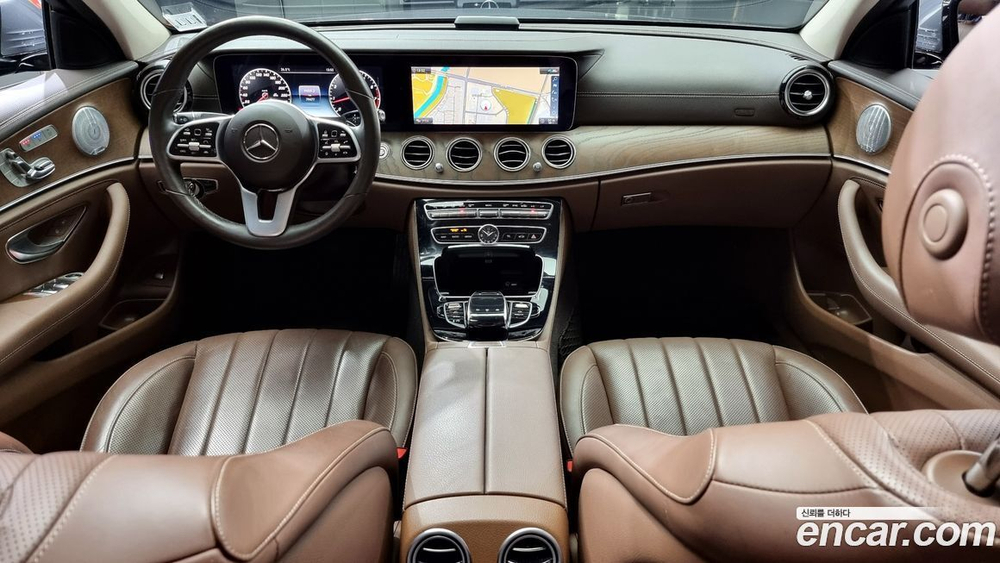 Mercedes-Benz E-Class W213 E300 4MATIC Exclusive (05.2020)